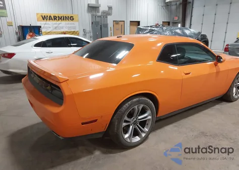 2012 Dodge Challenger Sxt Plus z USA, uszkodzony, nr VIN 2C3CDYAG6CH127979
